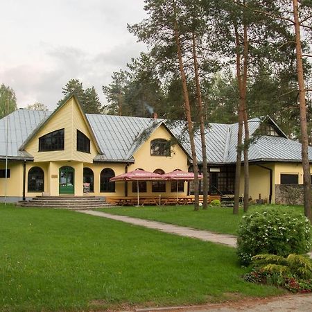 Motel Brencis Iecava Buitenkant foto