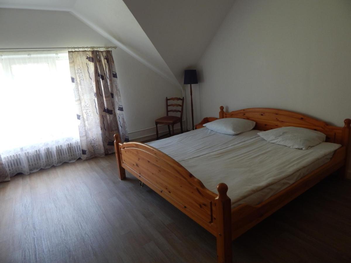 Motel Brencis Iecava Buitenkant foto