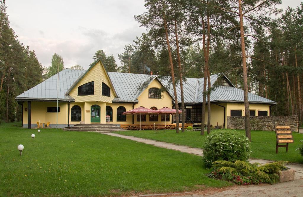 Motel Brencis Iecava Buitenkant foto