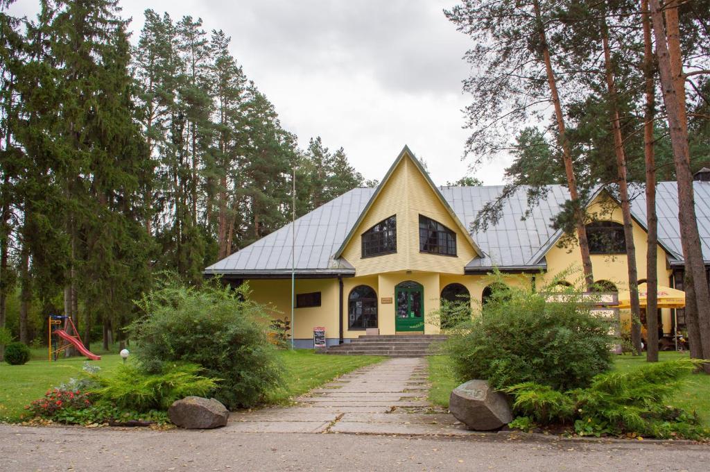 Motel Brencis Iecava Buitenkant foto