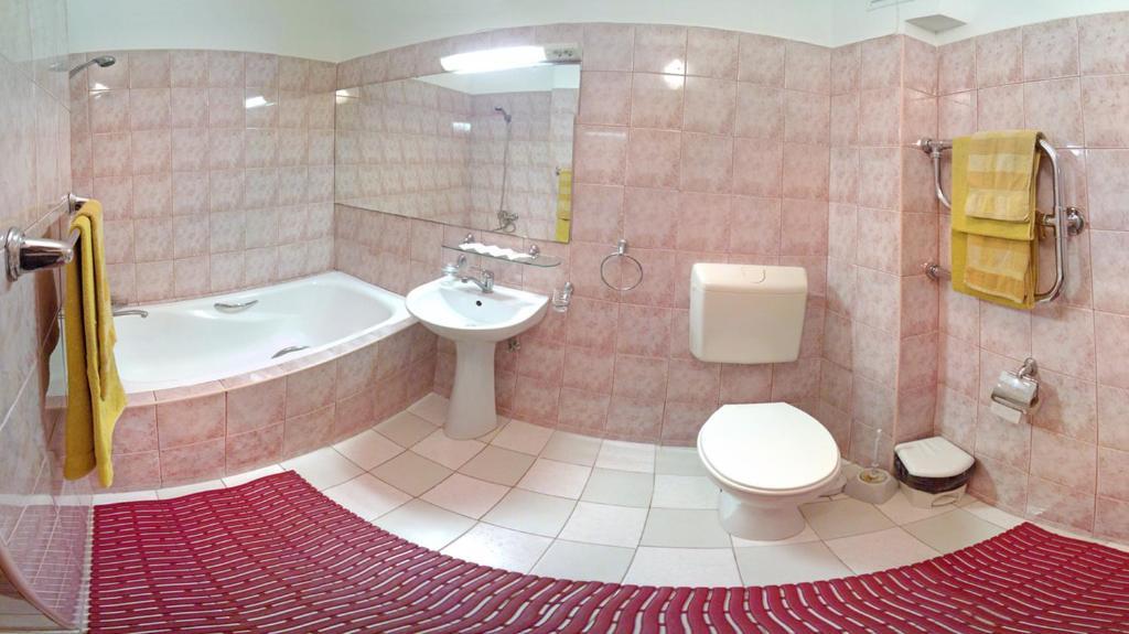 Motel Brencis Iecava Kamer foto